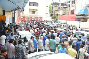 Brahmotsavam Hungama at RTC X Roads